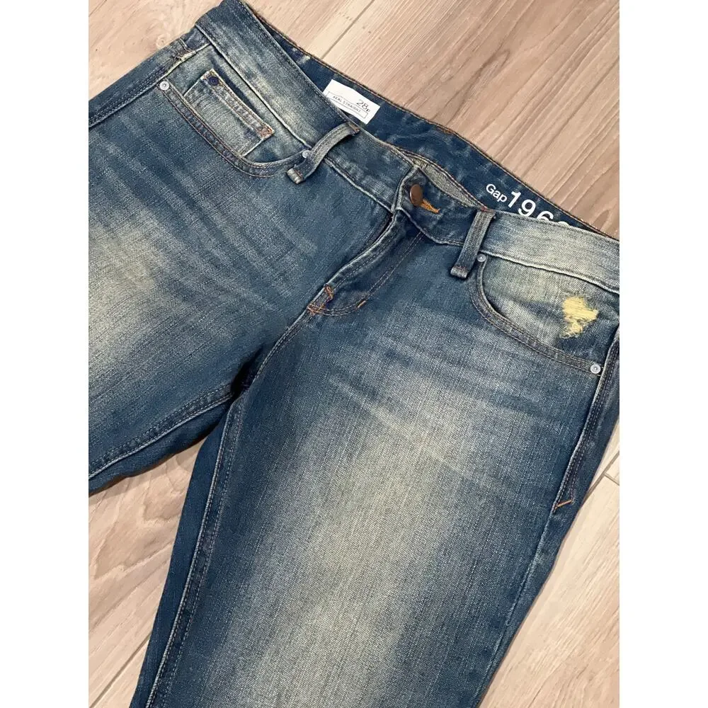 Gap Jeans, Disstressed, Real Straight, Size 28p, KB121‎ - Picture 2 of 5